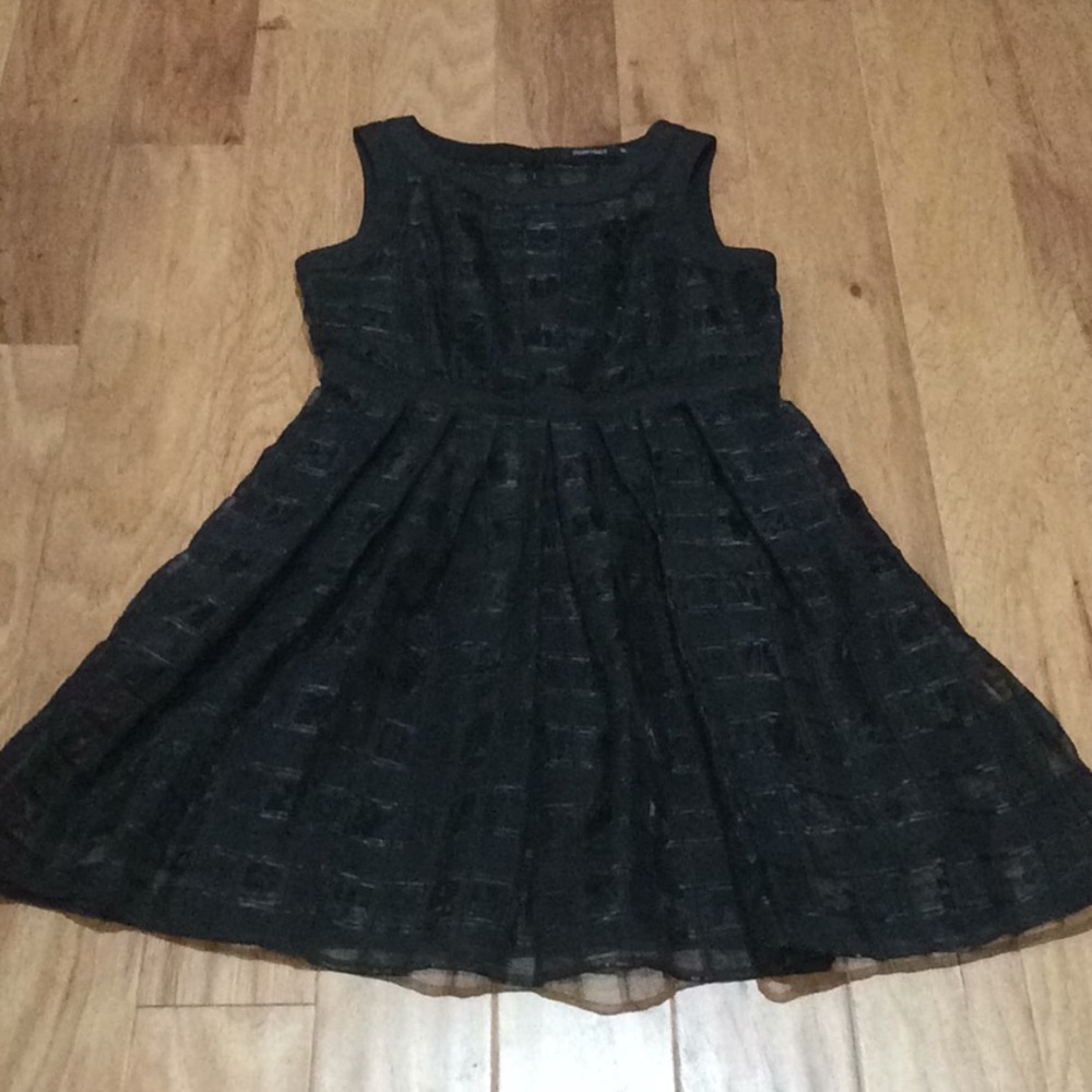 Ellen Tracy black dress